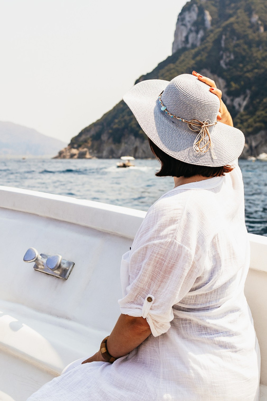 Capri: Island Boat Tour and Optional Blue Grotto Visit - Why the morning departure is the smart choice