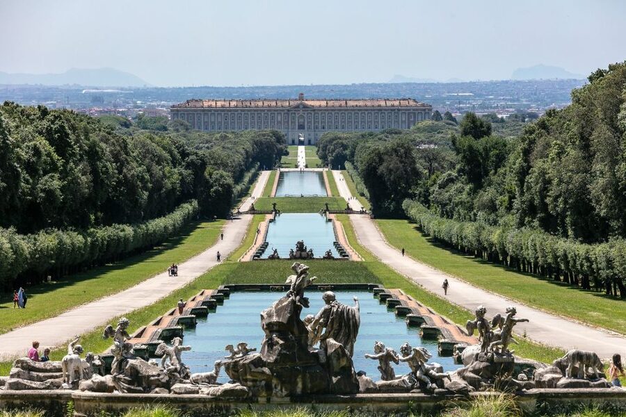 Caserta: Royal Palace of Caserta Guided Tour - Inside the palace, from 1752 to royal apartments
