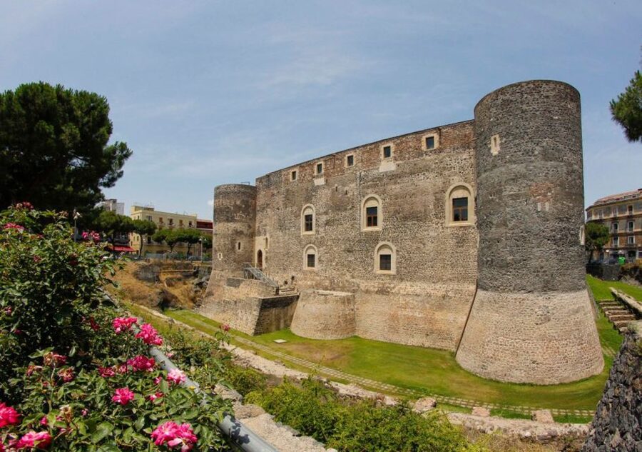 Catania: City Highlights Walking Tour - Ursino Castle and Catania’s fortified past