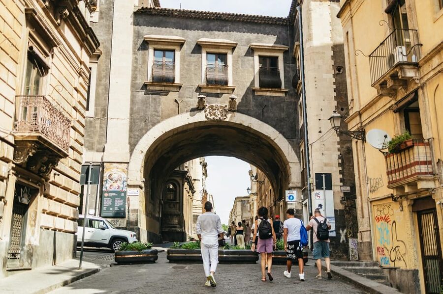 Catania: Guided Street Food Walking Tour - Why a Catania food walk works so well