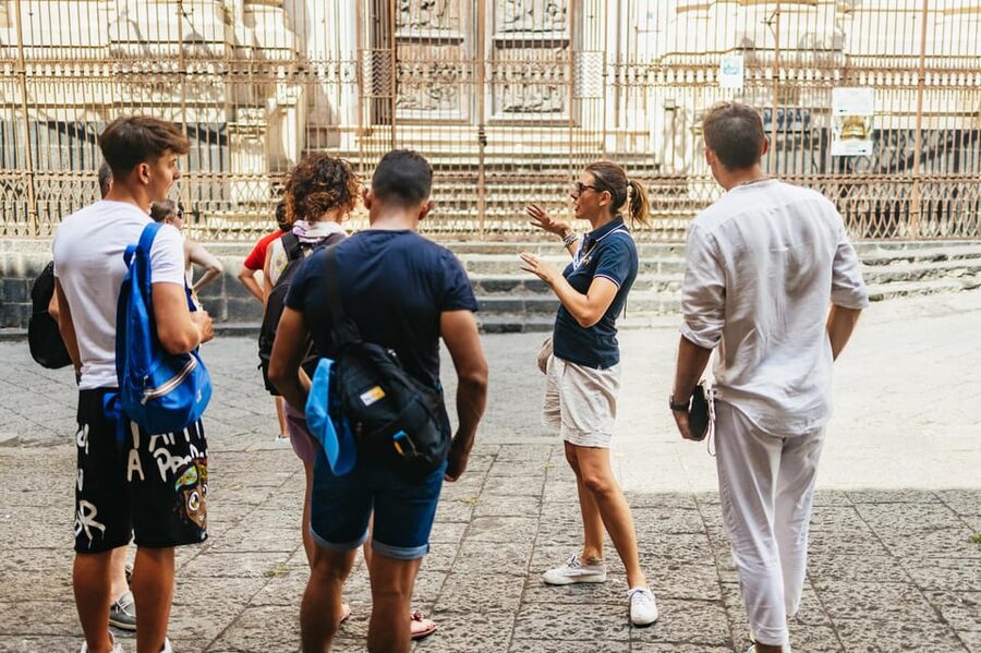 Catania: Guided Street Food Walking Tour - Ending with cannolo, granita, or cassatina