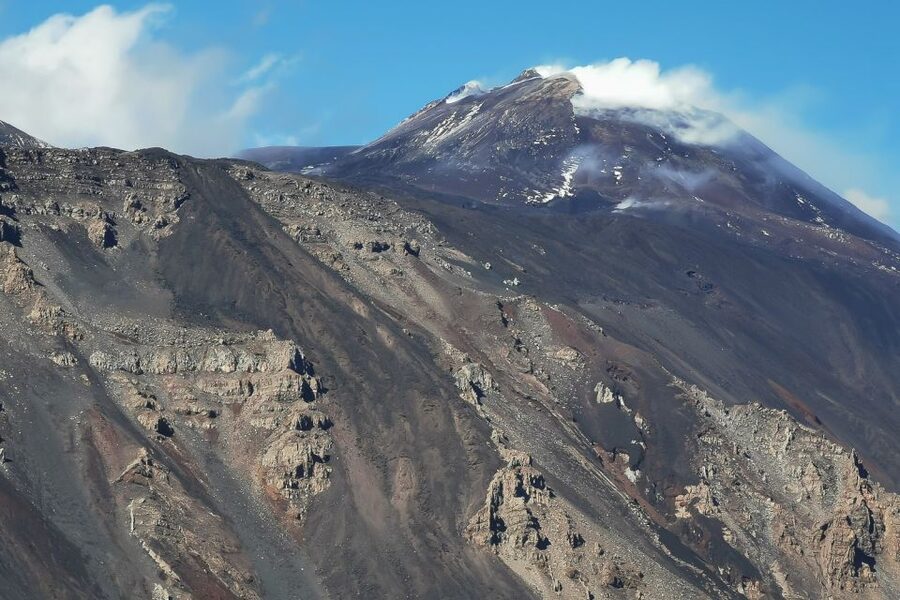 Catania: Mount Etna Trekking Trip off the Tourist Path - Three and a Half Hours Around the Valle del Bove