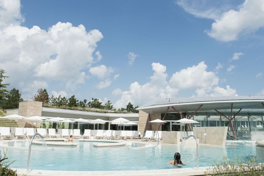 Chianciano Terme: Theia Thermal Pools Entrance Ticket - What to pack for a smoother visit