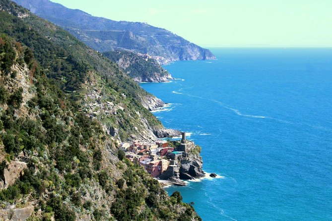 Cinque Terre and Pisa Tower Tour from Florence Semi Private - Riomaggiore: your first taste of the coast