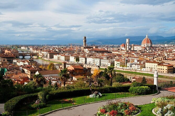 City Sightseeing Florence Hop-On Hop-Off Bus Tour - Timing, traffic, and the hop-on hop-off reality