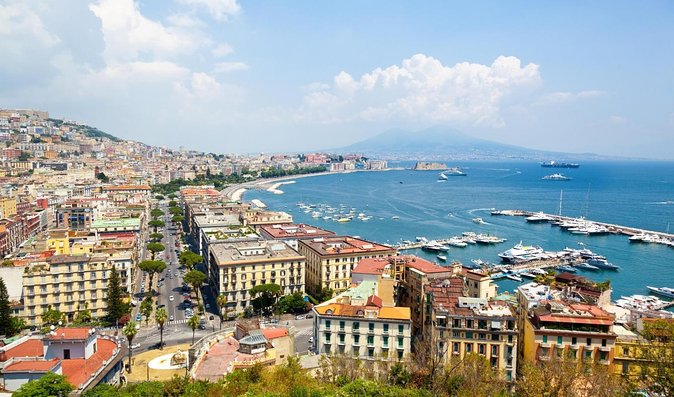City Sightseeing Naples Hop-On Hop-Off Bus Tour - Start at Piazza Municipio and get your bearings