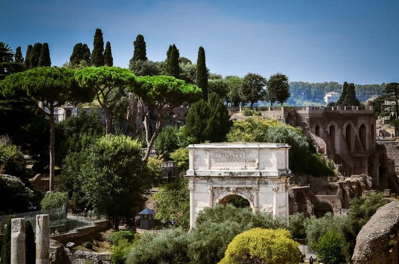 Colosseum, Forum & Palatine Hill Guided Walking tour - Guide Style, Group Feel, and Audio Equipment