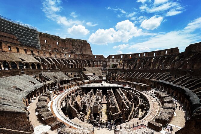 Colosseum, Palatine Hill and Roman Forum with Guided Tour - Entering the Colosseum With a Reserved Ticket