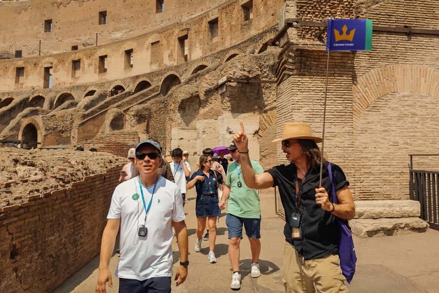 Colosseum, Roman Forum & Palatine Guided Tour - The guides make or break the visit