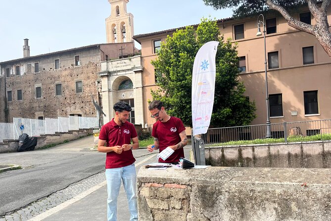 Colosseum with Arena, Roman Forum and Palatine Hill Guided Tour - The guides make or break the experience