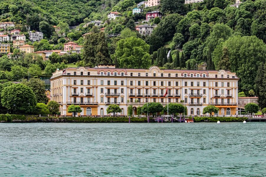 Como: Lake Como Shared Boat Tour - The pause at Villa Oleandra