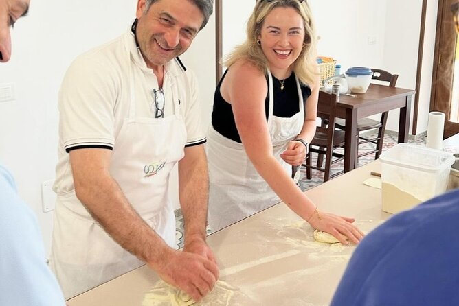 Cooking class with Pasta, mozzarella and Tiramisu with wine - Key points to know before booking