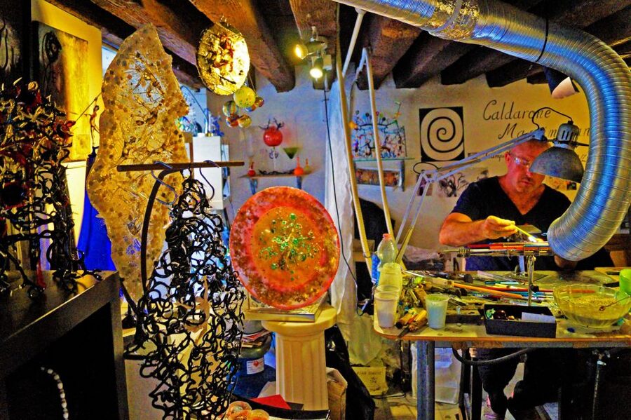 Create Your Glass Artwork: Private Lesson With Local Artisan - What the 75-minute glass lesson is really like