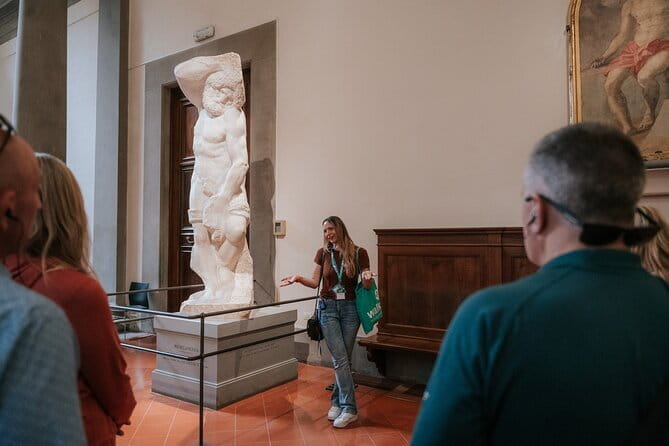 David & Duomo: Accademia & Skip the Line Exclusive Dome Access - How well does the skip-the-line promise work?