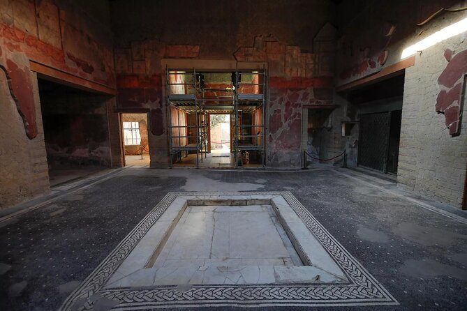 Day Trip of Pompeii, Herculaneum and Vesuvius from Naples - The eight-hour schedule needs disciplined choices