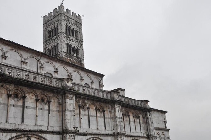 Discover Lucca’s Secrets on a Guided Walking Tour - Walking the Roman line along Via San Paolino