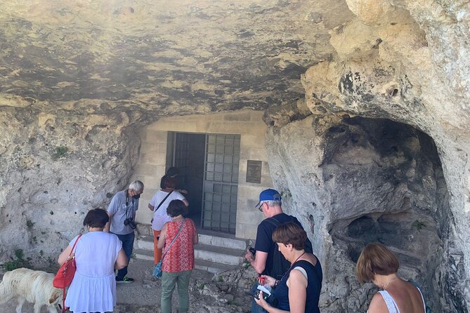 Discover Matera: Overnight Stay, Meal, and Sassi Tour - The guides make the two hours count