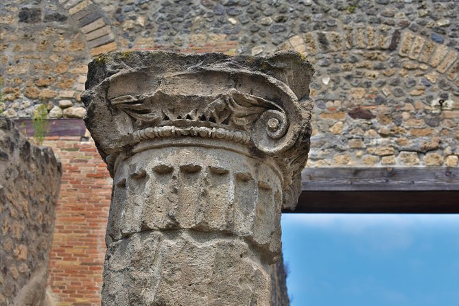 Discover the Ancient Ruins of Pompeii: Day Trip from Rome - The guide can make or break the ruins