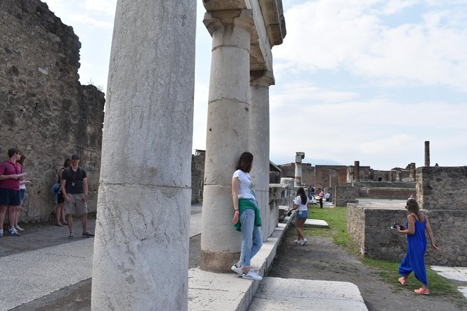 Discover the Ancient Ruins of Pompeii: Day Trip from Rome - What the value really is