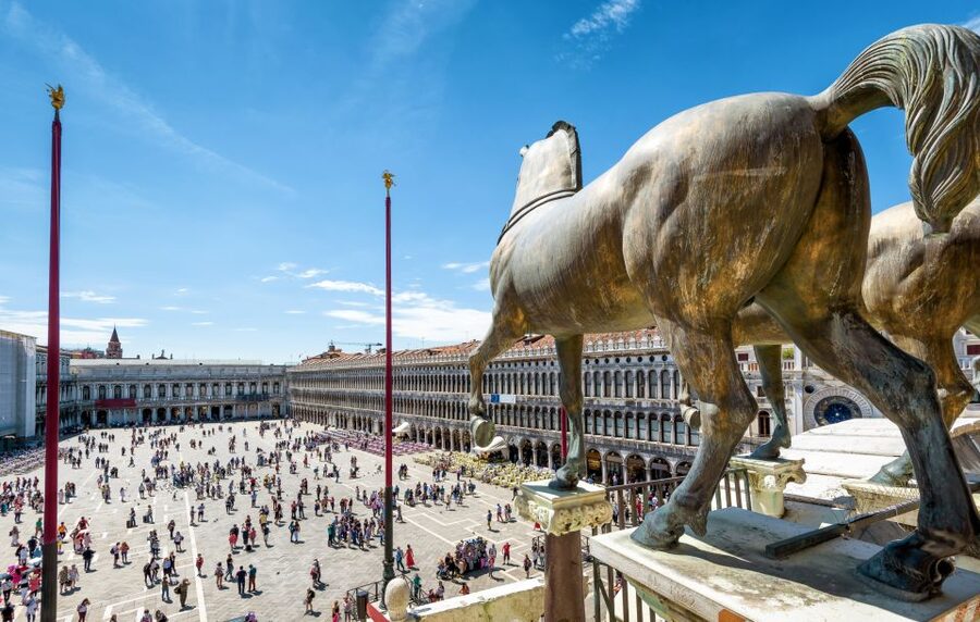Doge's Palace & St. Mark's Basilica with Terrace Access Tour - Why this three-hour pairing works in Venice