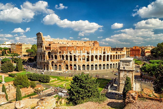 Exclusive Colosseum Tour with Top-Rated Guide - What this express Colosseum visit actually covers