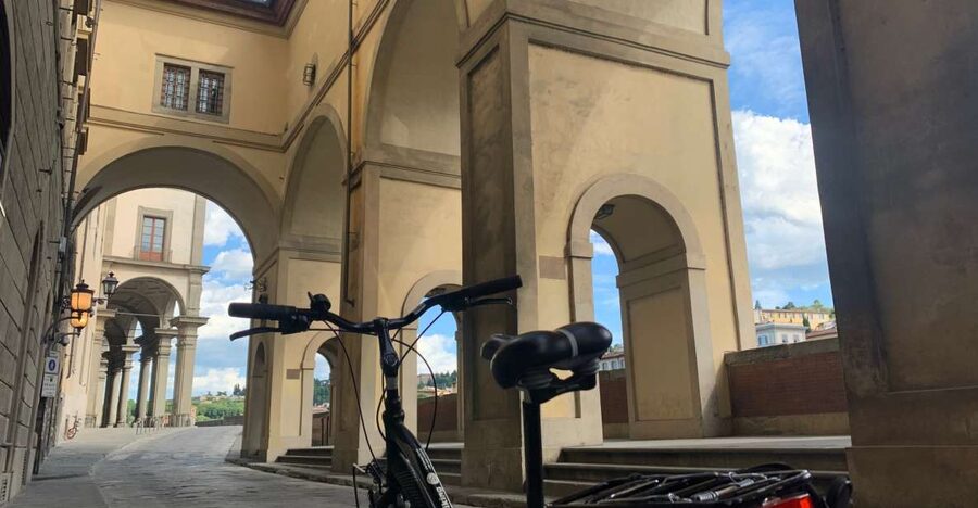 Florence: 2-Hour Guided Bike Tour - The Duomo and Florence’s grand public squares