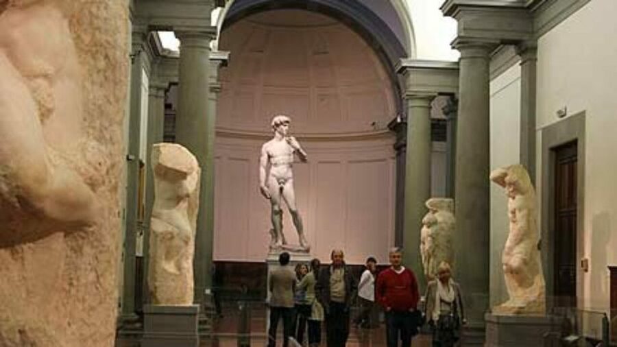 Florence: Accademia Guided Tour with Skip-the-Line Tickets - Guides who make the short visit count