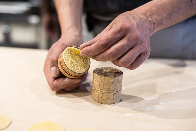Florence: Cooking Class Pasta & Tiramisu Making Unlimited Wine - Santa Spirito after the class
