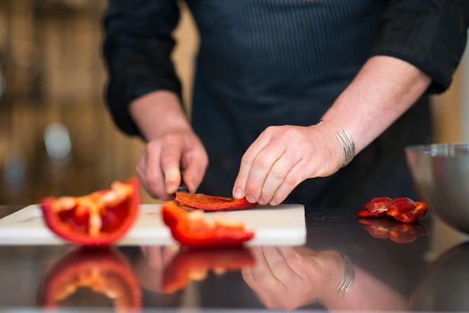 Florence: Cooking Class Pasta & Tiramisu Making Unlimited Wine - Who will enjoy this class most