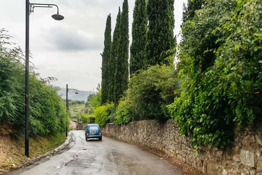 Florence: Countryside Vintage Fiat 500 Driving Tour - A private terrace above the Tuscan hills