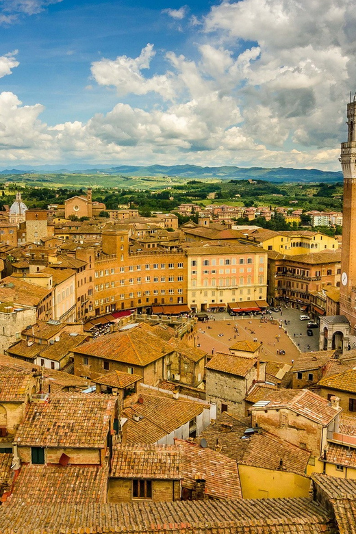 Florence: Day Trip with Free Time in San Gimignano and Siena - What the tour leader adds
