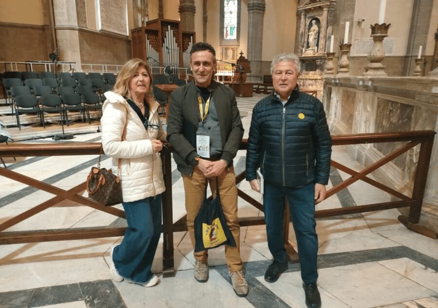 Florence: Duomo Cathedral Immediate Access & Guided Tour - Frescoes, marble, and the scale of the church