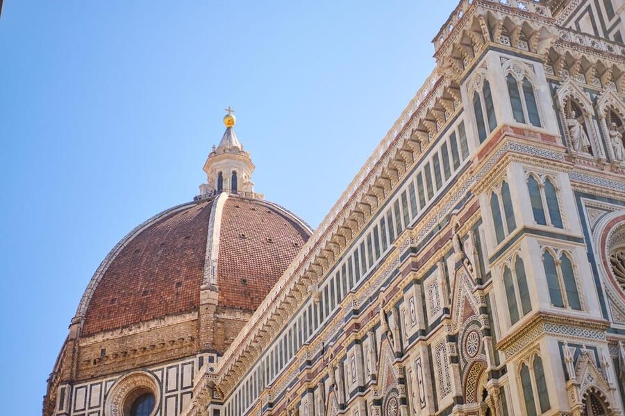 Florence: Duomo Cathedral Skip-the-Line Guided Tour - Meeting the guide in Cathedral Square