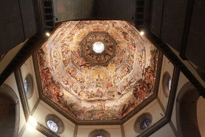 Florence Duomo Cathedral with Host & Audio Guide (Interior Only) - Using the audio guide without losing the freedom to wander