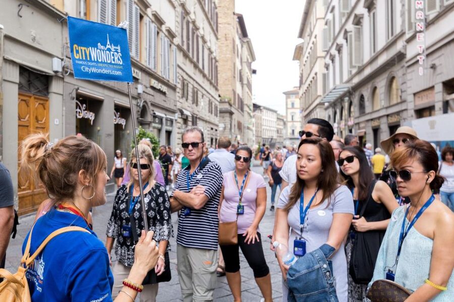 Florence: Duomo Guided Tour with Optional Dome Climb Upgrade - Inside Santa Maria del Fiore in 30 minutes