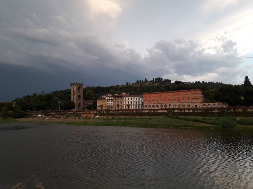 Florence: Eco-Friendly Golf Cart City Tour with Audio Guide - Practical details that affect your choice