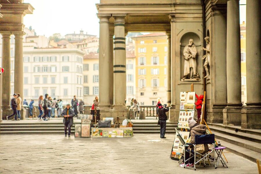 Florence: Eco-Friendly Panoramic Tour in Electric Golf Cart - Audio guide or personal guide?