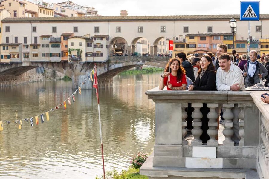 Florence: Food Walking Tour with Local Steak and Tuscan Wine - What the guides add to the food