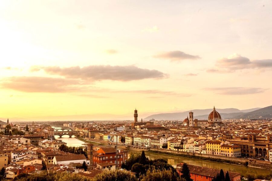 Florence: Hop-on Hop-off Bus Tour: 24, 48 or 72-Hour Ticket - Line B: the longer ride to Fiesole