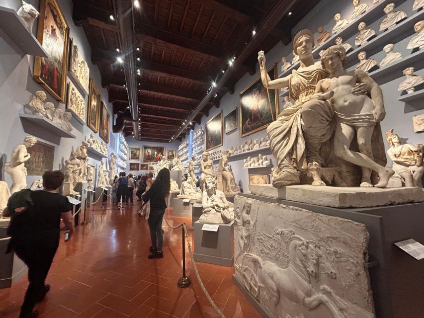 Florence: Michelangelo's David Entrance Ticket and Audio App - The unfinished sculptures show Michelangelo at work