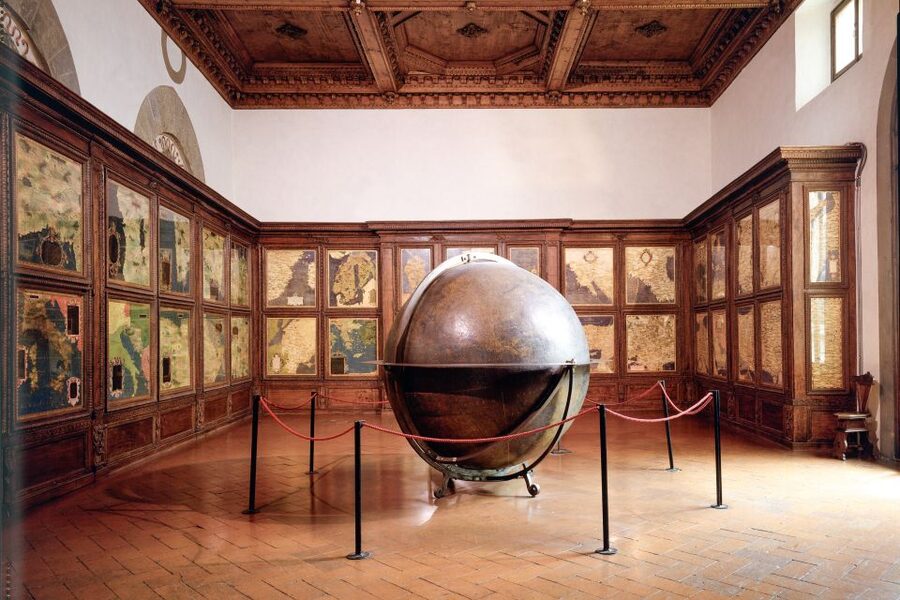 Florence: Palazzo Vecchio Entrance Ticket & Audioguide - The Medici rooms and palace decoration