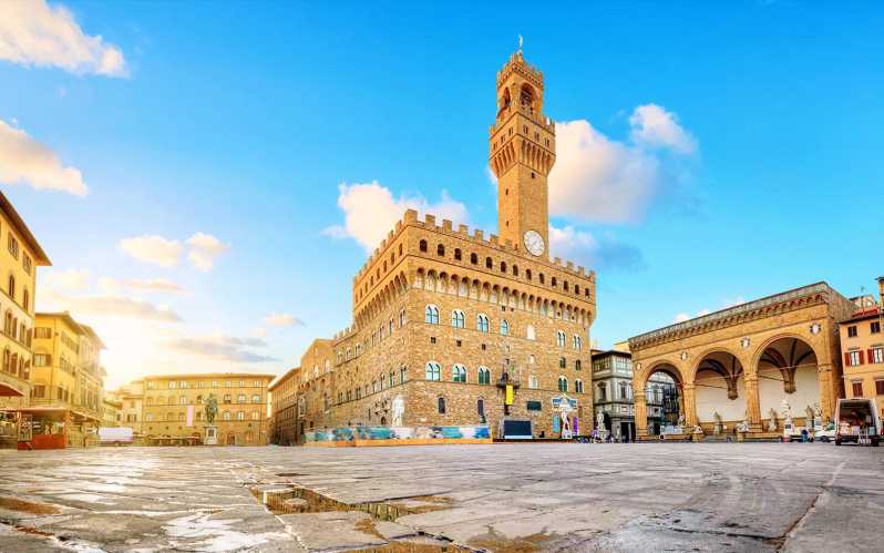 Florence: Palazzo Vecchio Skip-the-Line Entry Ticket - Finding the host beside David