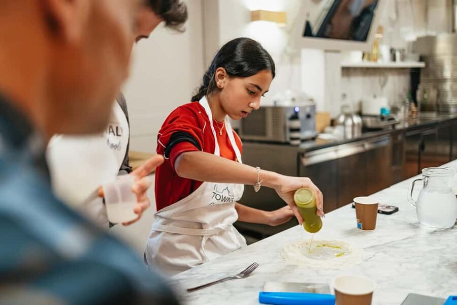 Florence: Pizza and Gelato Preparation Class - Small drawbacks worth considering