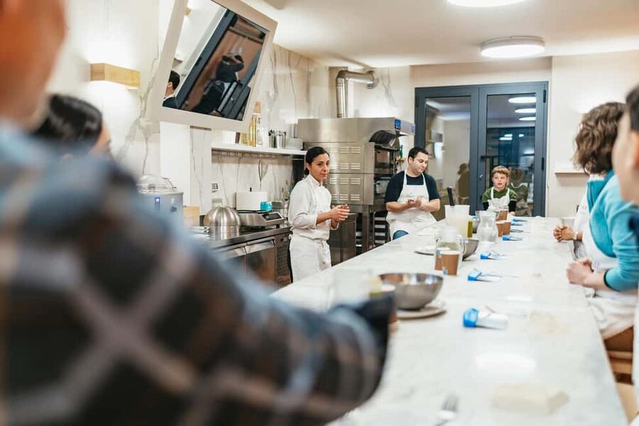 Florence: Pizza and Gelato Preparation Class - Who should book this Florence pizza and gelato class?