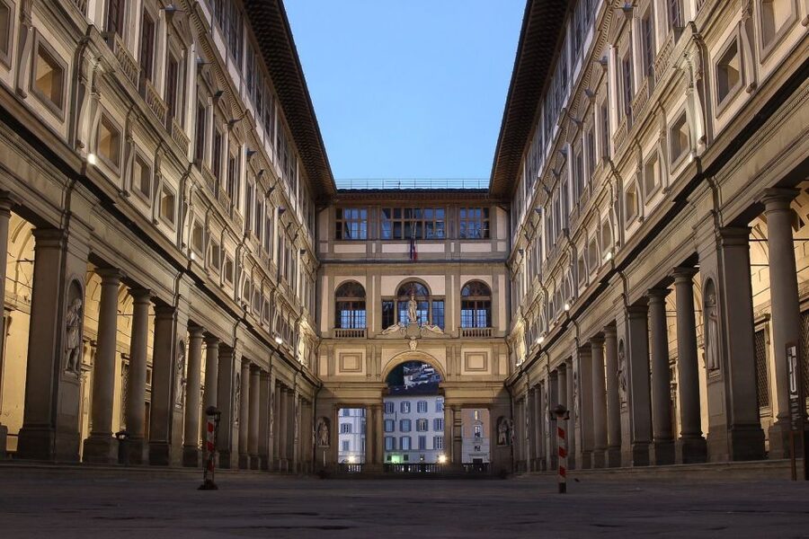 Florence: Private Uffizi Gallery Discovery Tour with Ticket - How the private format changes the visit