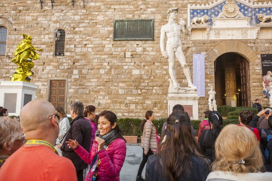 Florence: Private Walking Tour of Florence's Hidden Gems - Via Maggio, Santa Trinita, and Florence’s style today