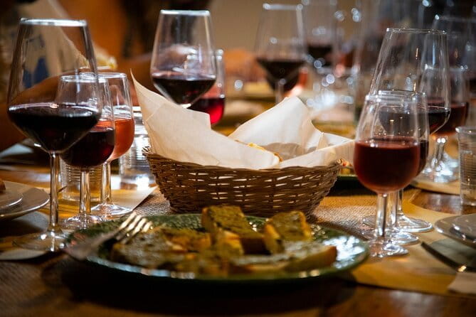 Florence: Siena & San Gimignano with Dinner in a Boutique Winery - One hour in San Gimignano