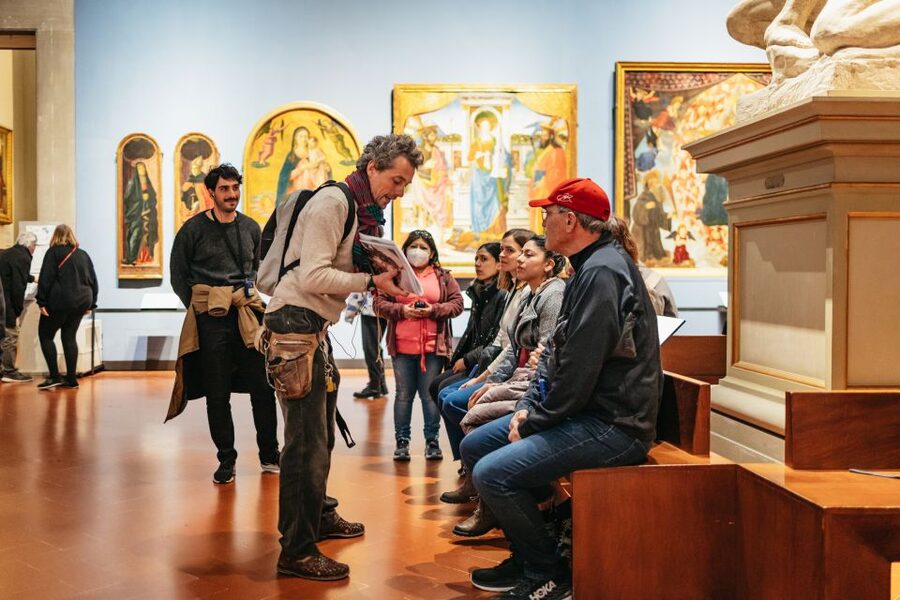 Florence: Skip-the-Line Accademia Guided Tour - Priority entry on a crowded Florence day