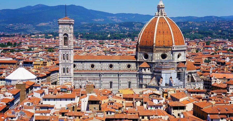 Florence: Skip-the-Line Duomo, Baptistery, Giotto Bell Tower - The Baptistery and its golden mosaics