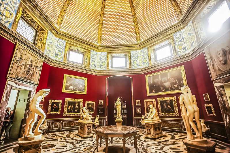 Florence: Skip-The-Line Uffizi Gallery Timed Entry Ticket - Inside the Uffizi, start high and work at your own pace